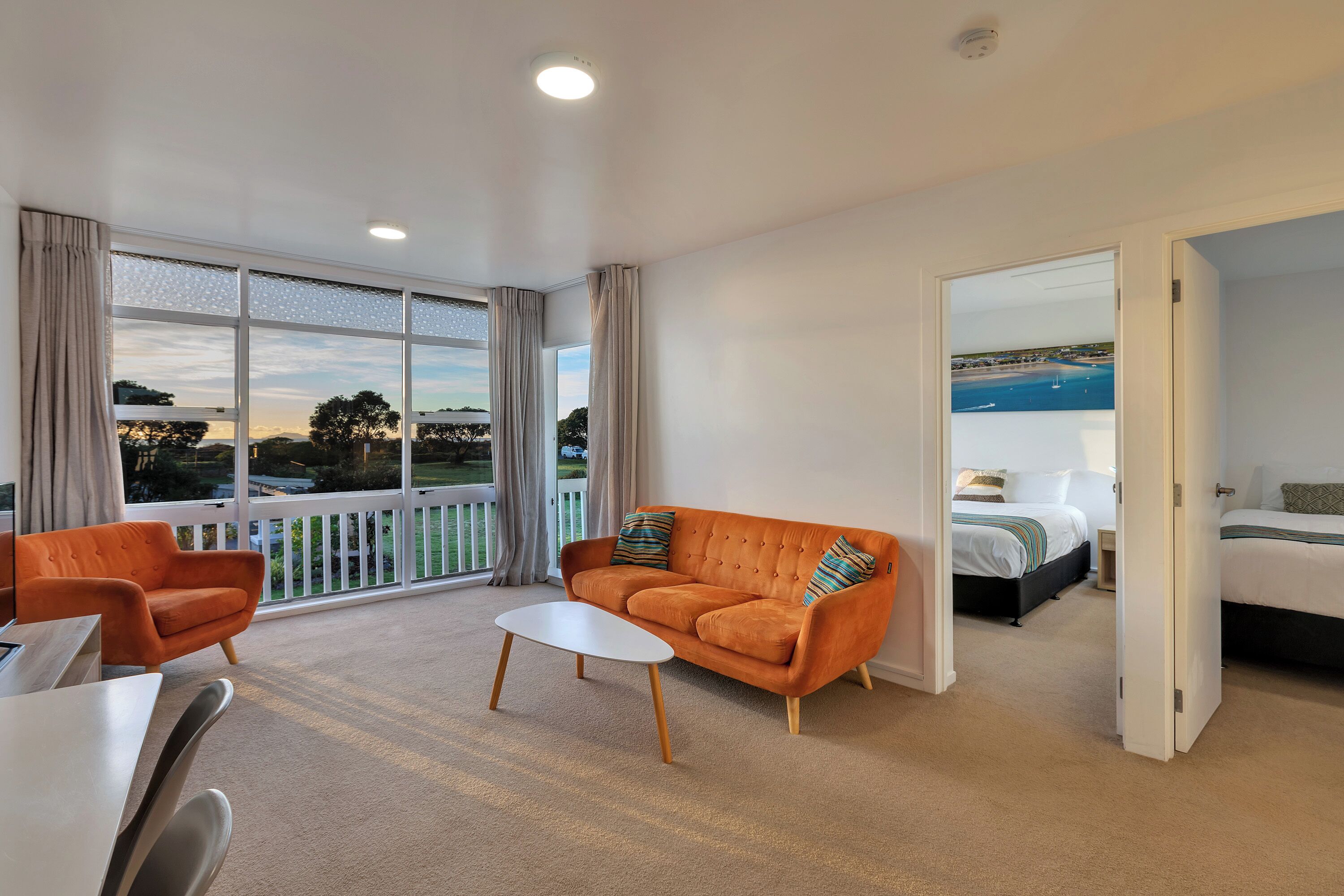Apartment, Balcony, Sea View | Living area