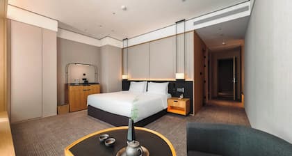 AbrilsHotel