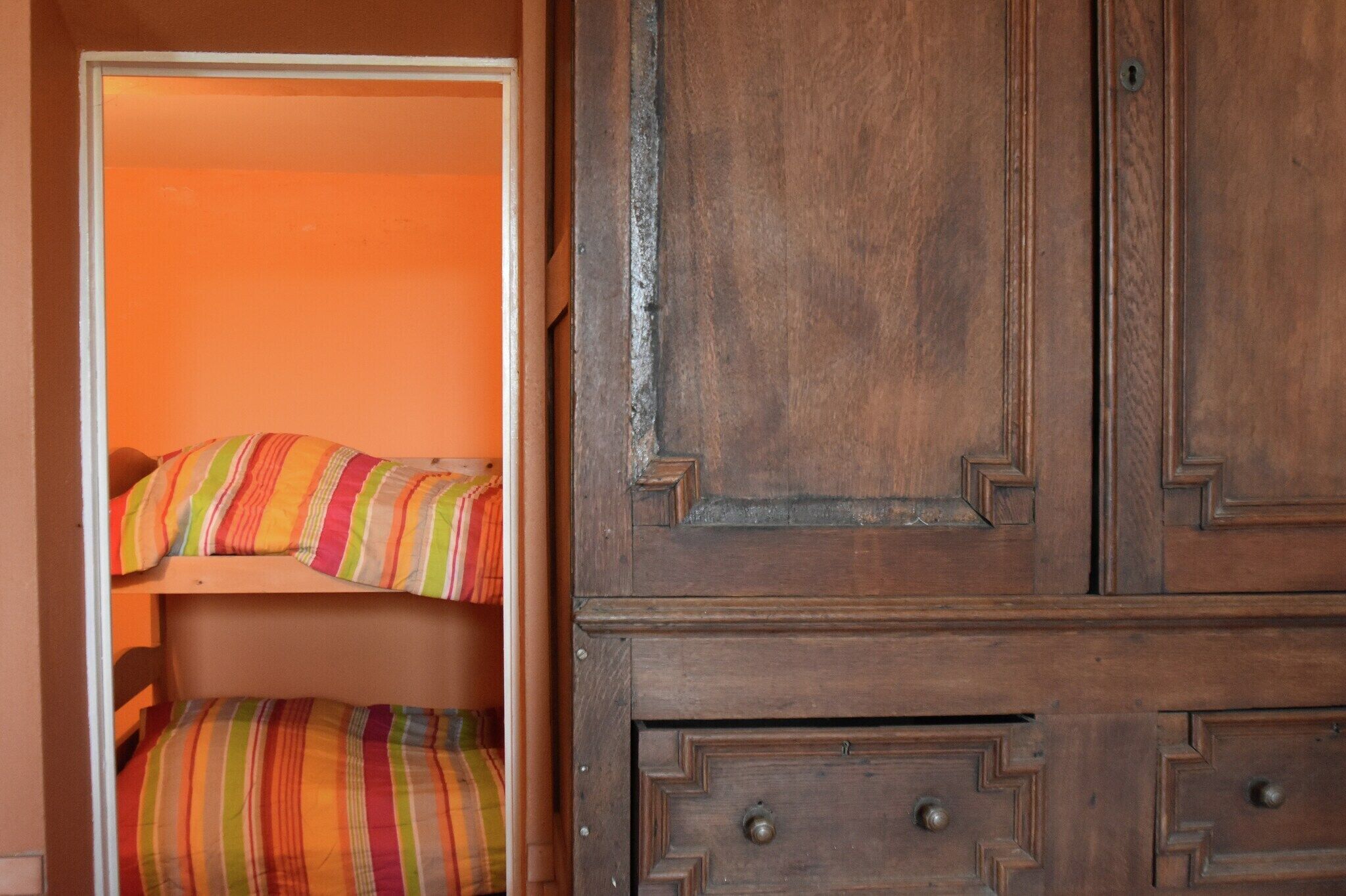 6 bedrooms, free WiFi
