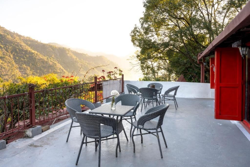 Tempat makan luar