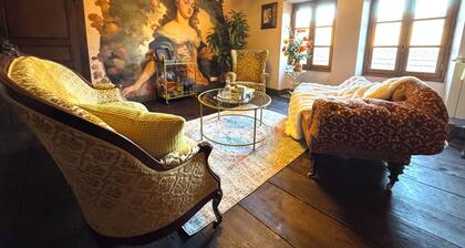 Charming 1800s Stone Home B&B in Saint-Martial-le-Mont