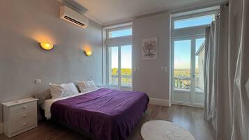 1 habitación, tabla de planchar con plancha, wifi y ropa de cama