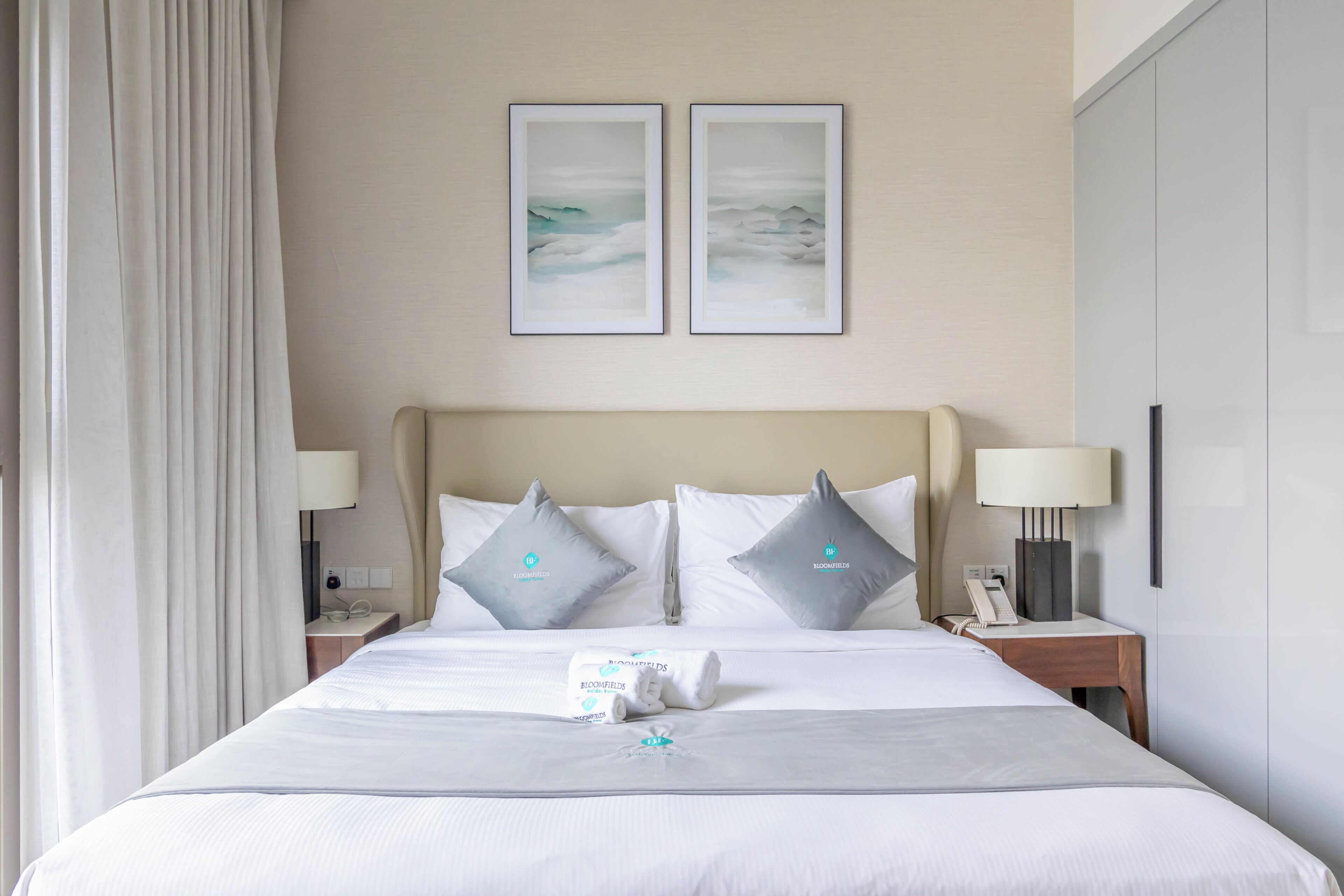 Departamento, balcón | Tabla de planchar con plancha y wifi gratis 