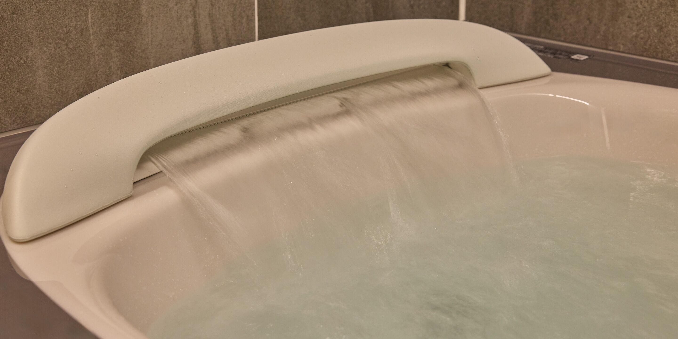 室内 SPA 浴缸