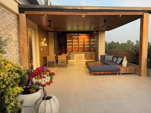 Luxurious 370 SqM Penthouse in Kram Thailand With Sea View