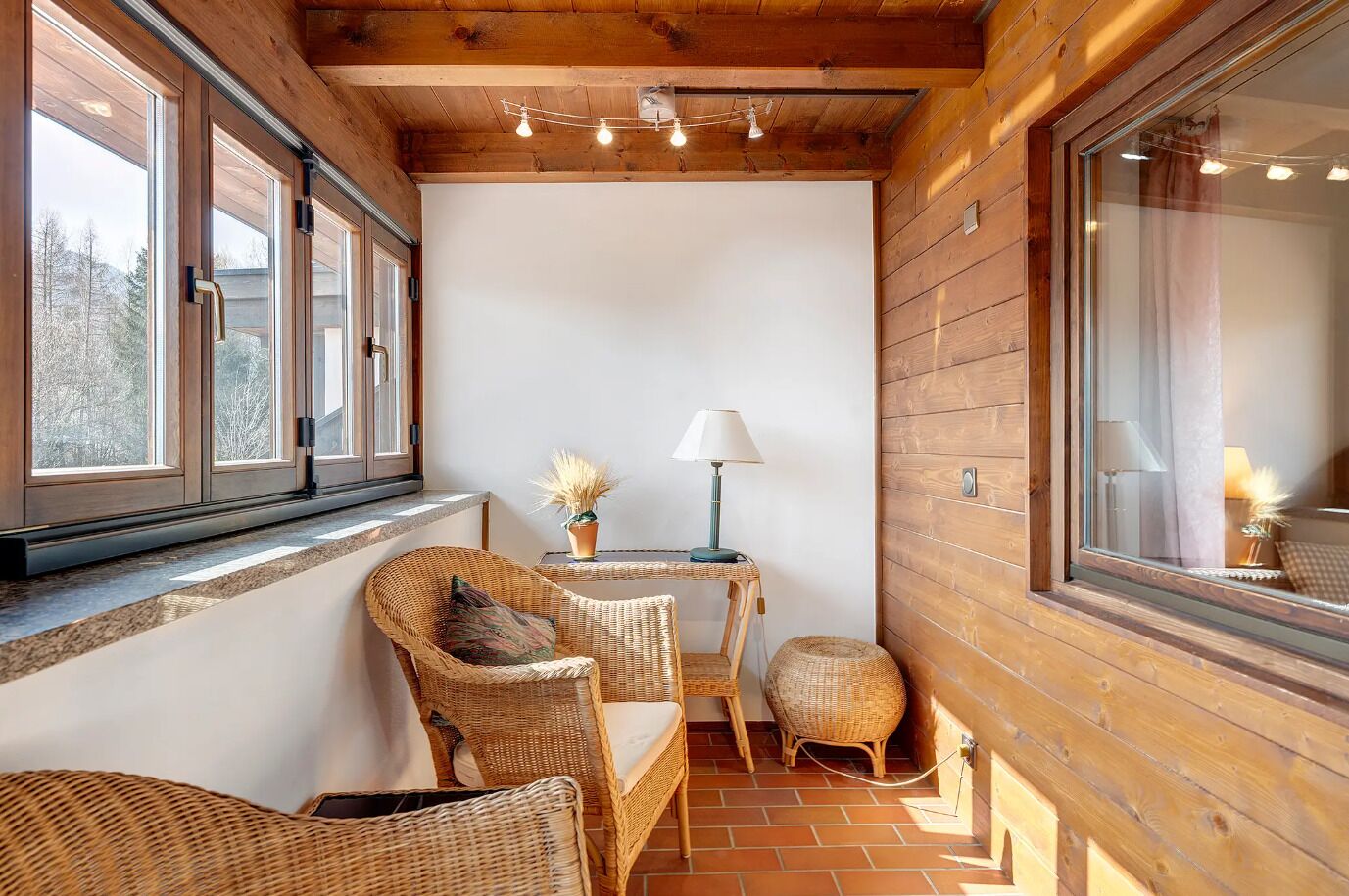 Habitación básica doble, balcón, vistas a la ciudad | Terraza o patio