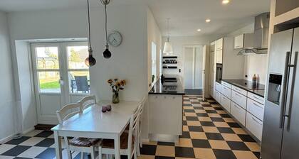 Charming villa "right in the heart of it all"