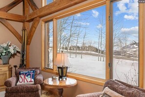 Interior - Timeless Telluride: Space & Solitude In The Pines (Mountain Village)
