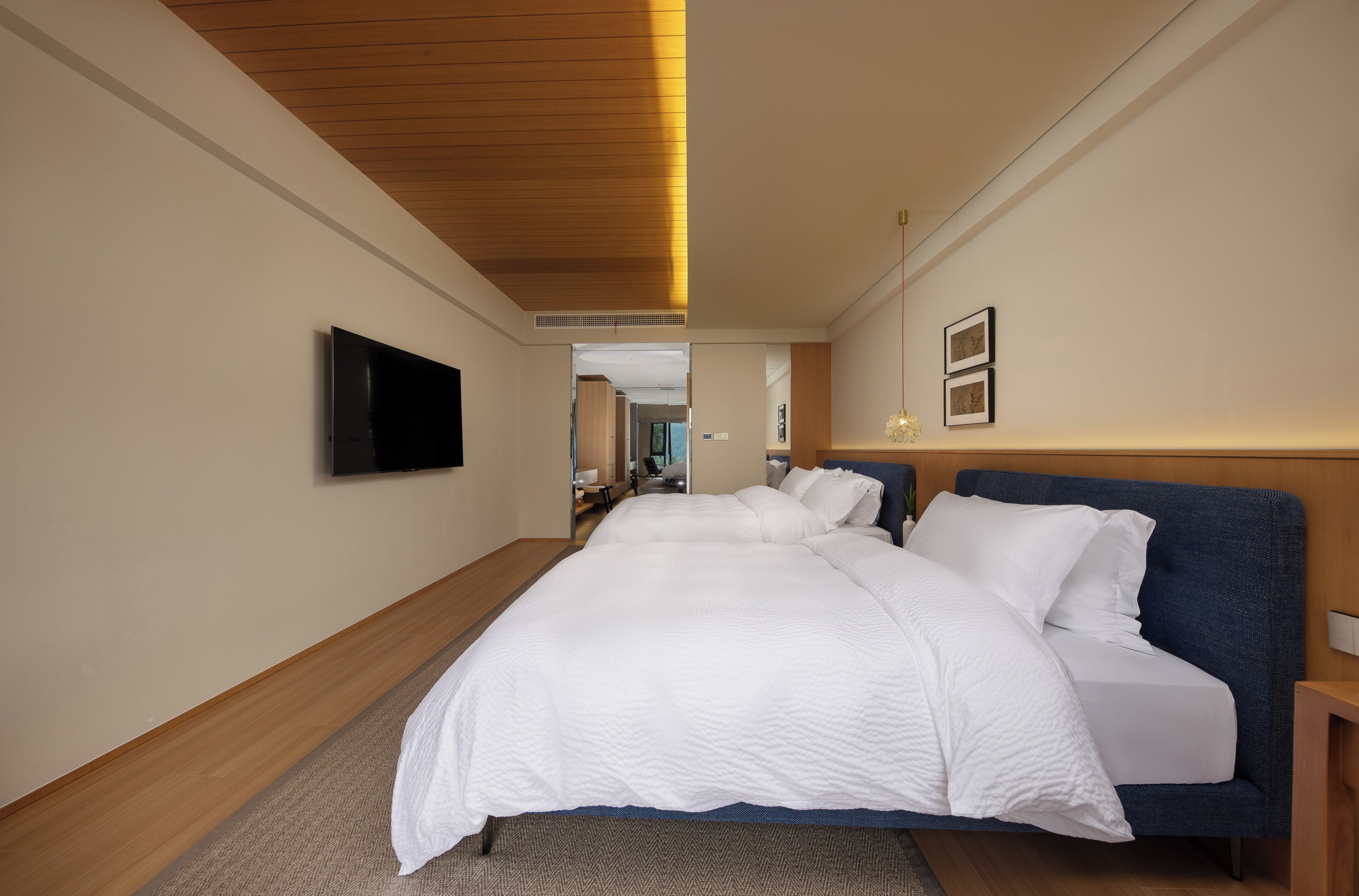Family Twin Room