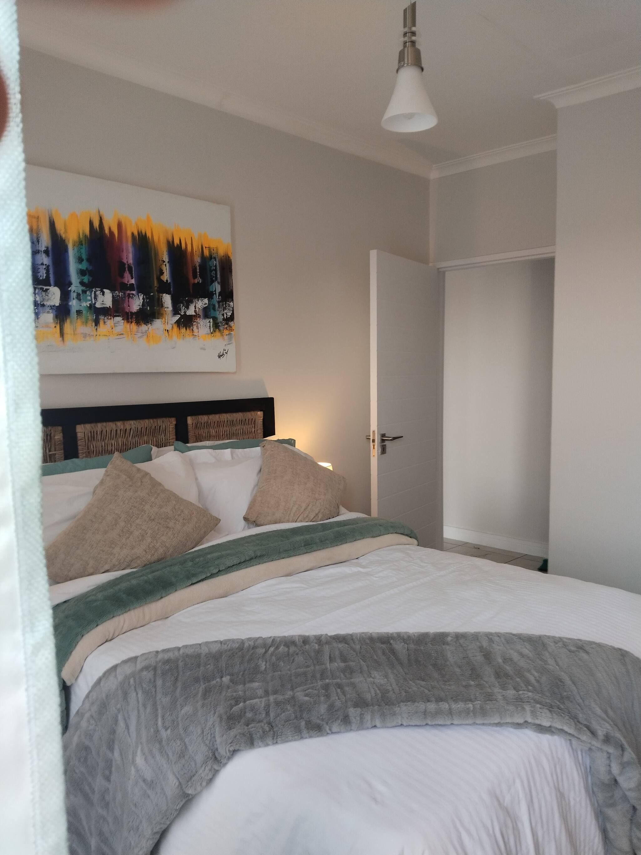 1 bedroom, iron/ironing board, internet, bed sheets