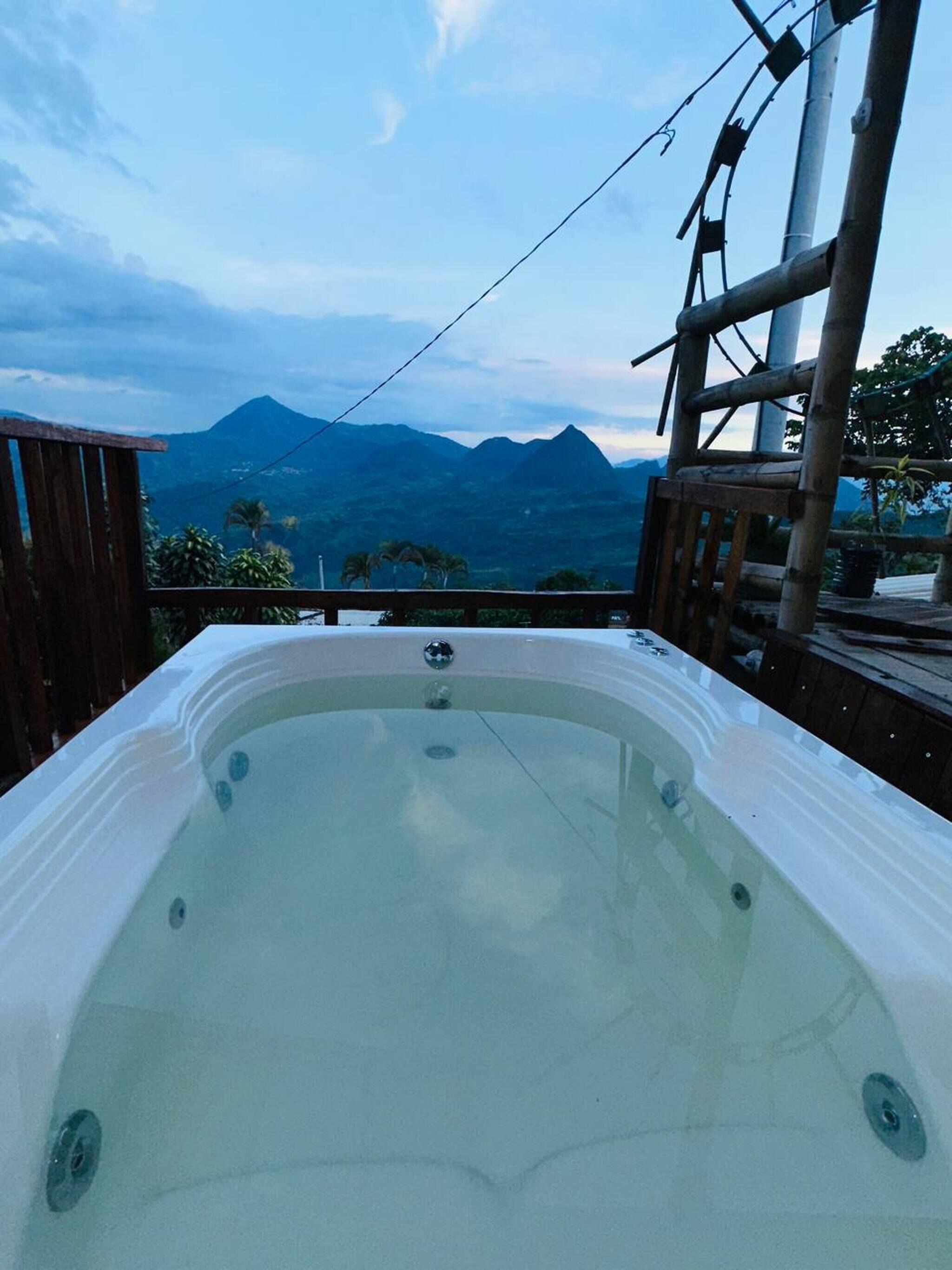 Outdoor spa tub