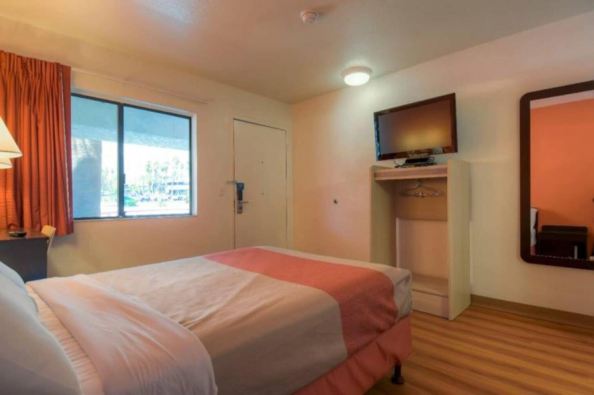 1 habitación y wifi gratis 