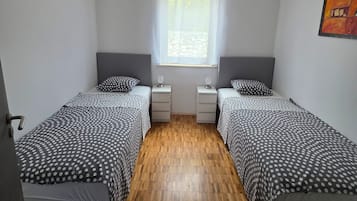 Strykejern/-brett, wi-fi og sengetøy