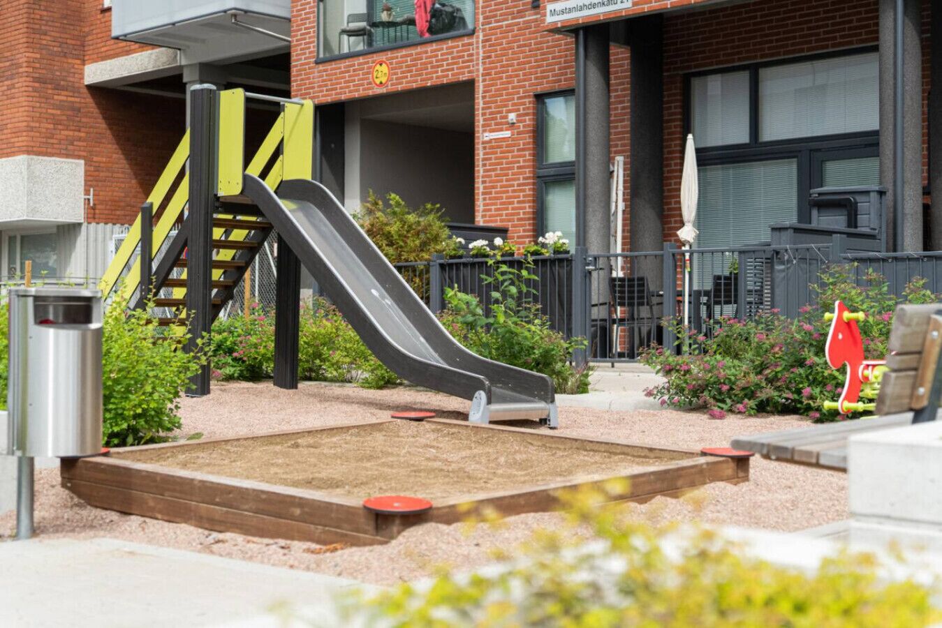 Children's play area - outdoor