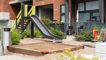 Children's play area - outdoor