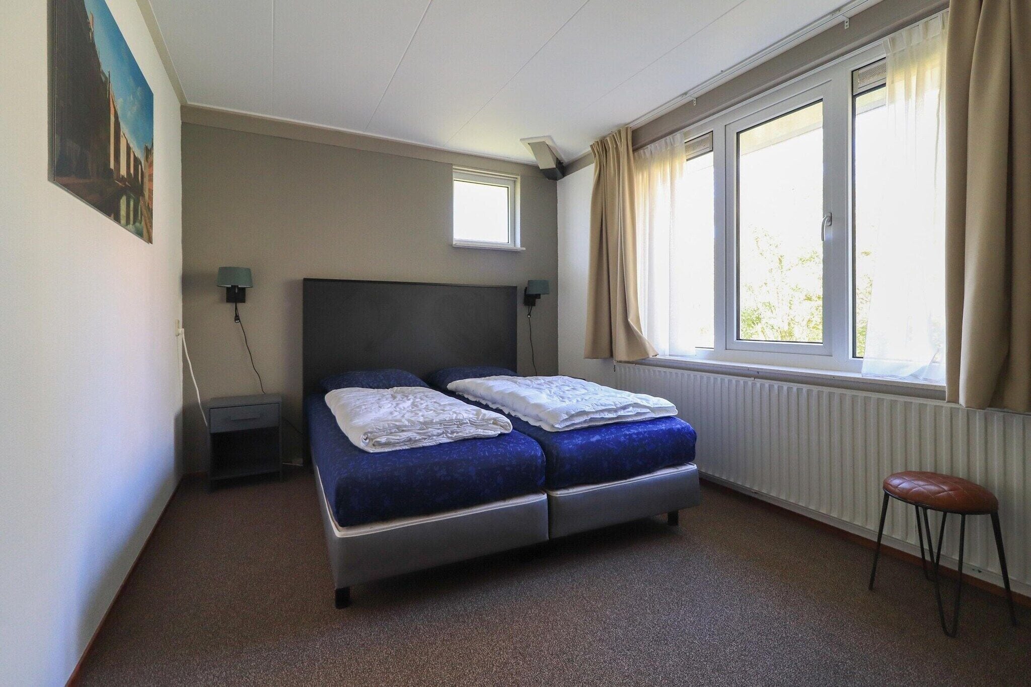 2 habitaciones, tabla de planchar con plancha y wifi gratis 