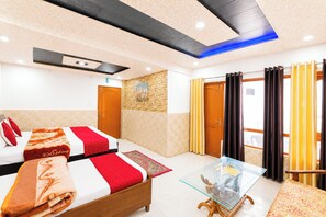Deluxe Quadruple Room, Lake View - Hotel Rohila Lodge Near Mall Road  (Nainital)