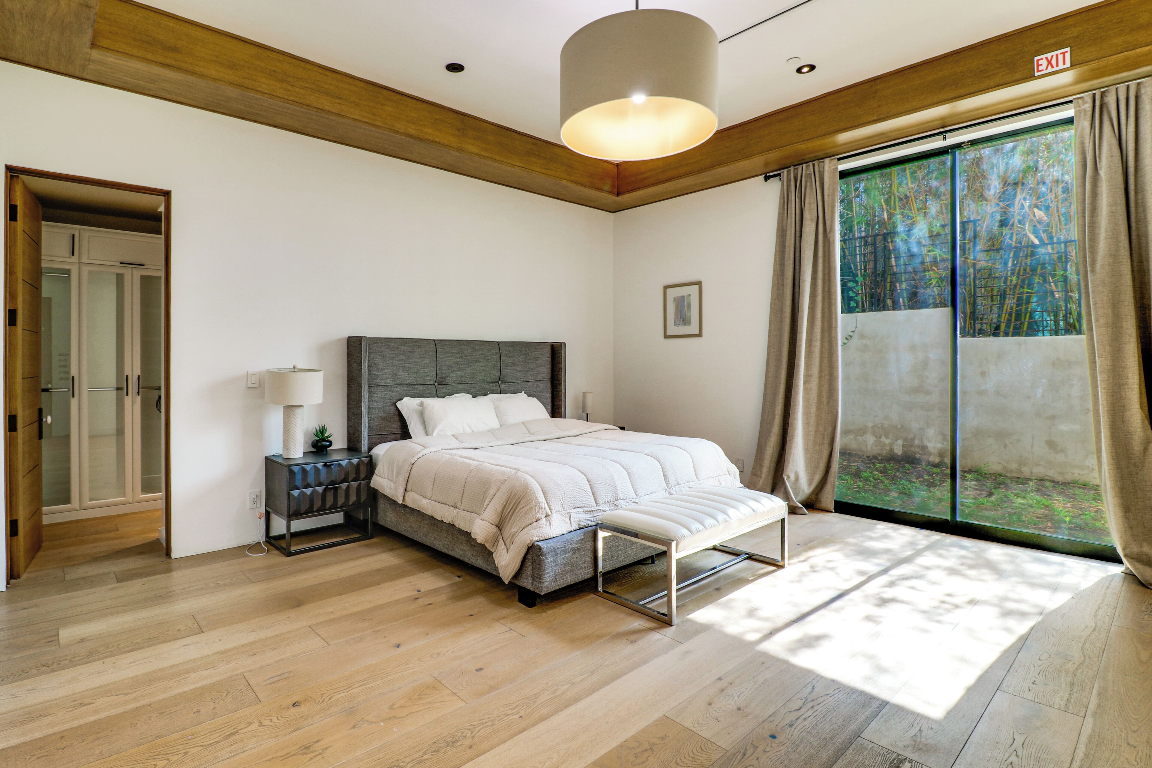 6 bedrooms, Internet, bed sheets