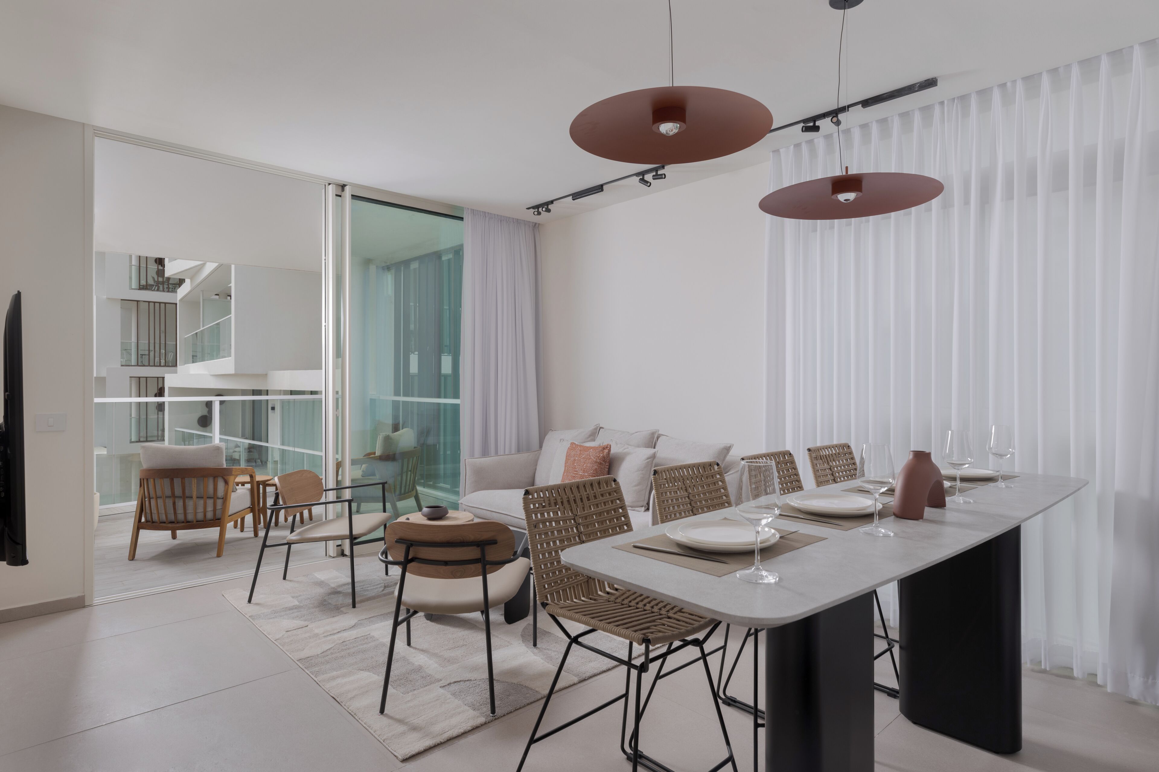 Deluxe Suite | In-room safe, free WiFi