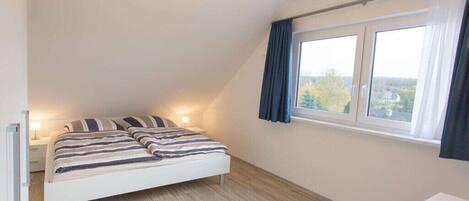 2 bedrooms, free WiFi