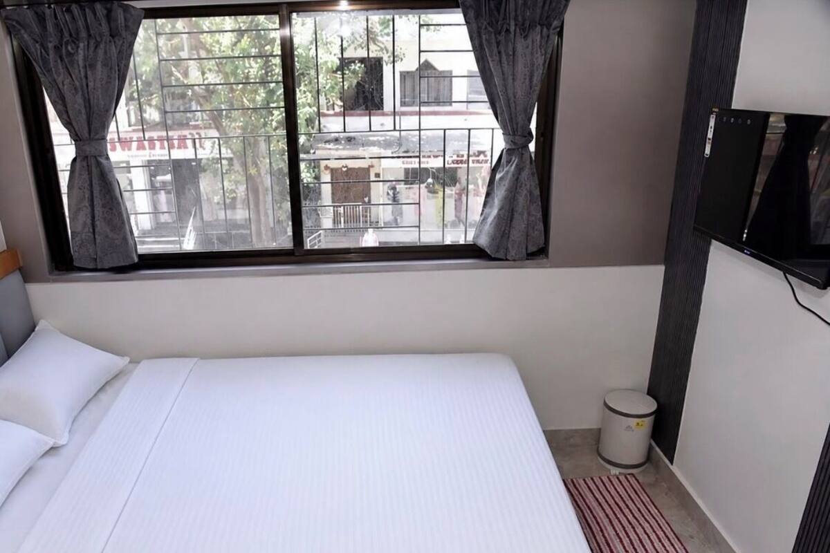 Memory-foam beds, laptop workspace, free WiFi