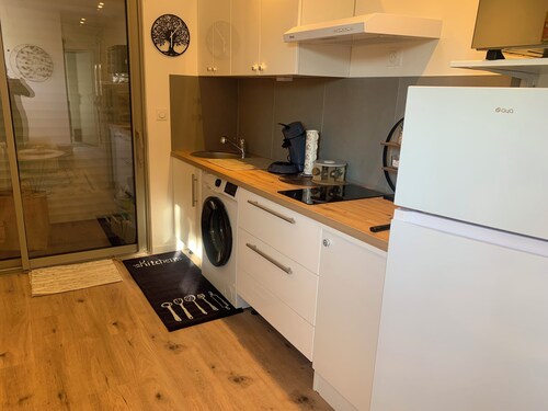 APARTMENT IN LA SAINTE BAUME