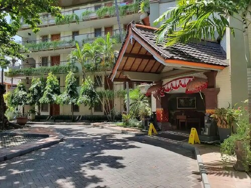 Beach Resort Apartment. 5-Min Walk to Legian Beach