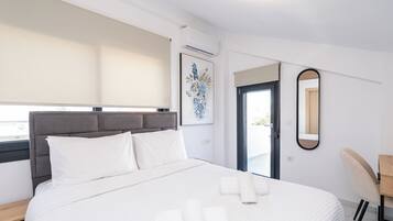 Iron/ironing board, travel cot, Internet, bed sheets