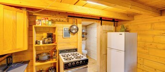 Cozy Cabin in Talkeetna: Day Trip to Denali!