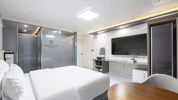 Basic Double Room | WiFi (free)