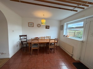 Dining - Rent my Beach Home By The Sea (Morpeth)