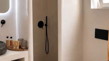 Executive Double Room | Bathroom | Hair dryer, bidet, soap, shampoo