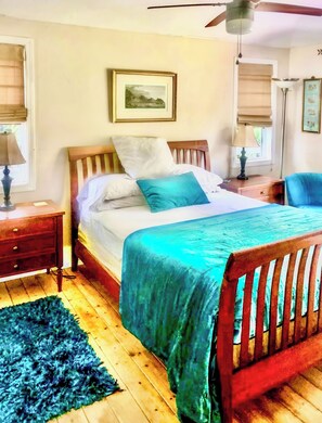 Room, 1 Queen Bed, Lanai | Free WiFi