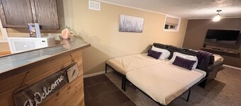 Quaint 1-bedroom townhome with AC in Kemmerer