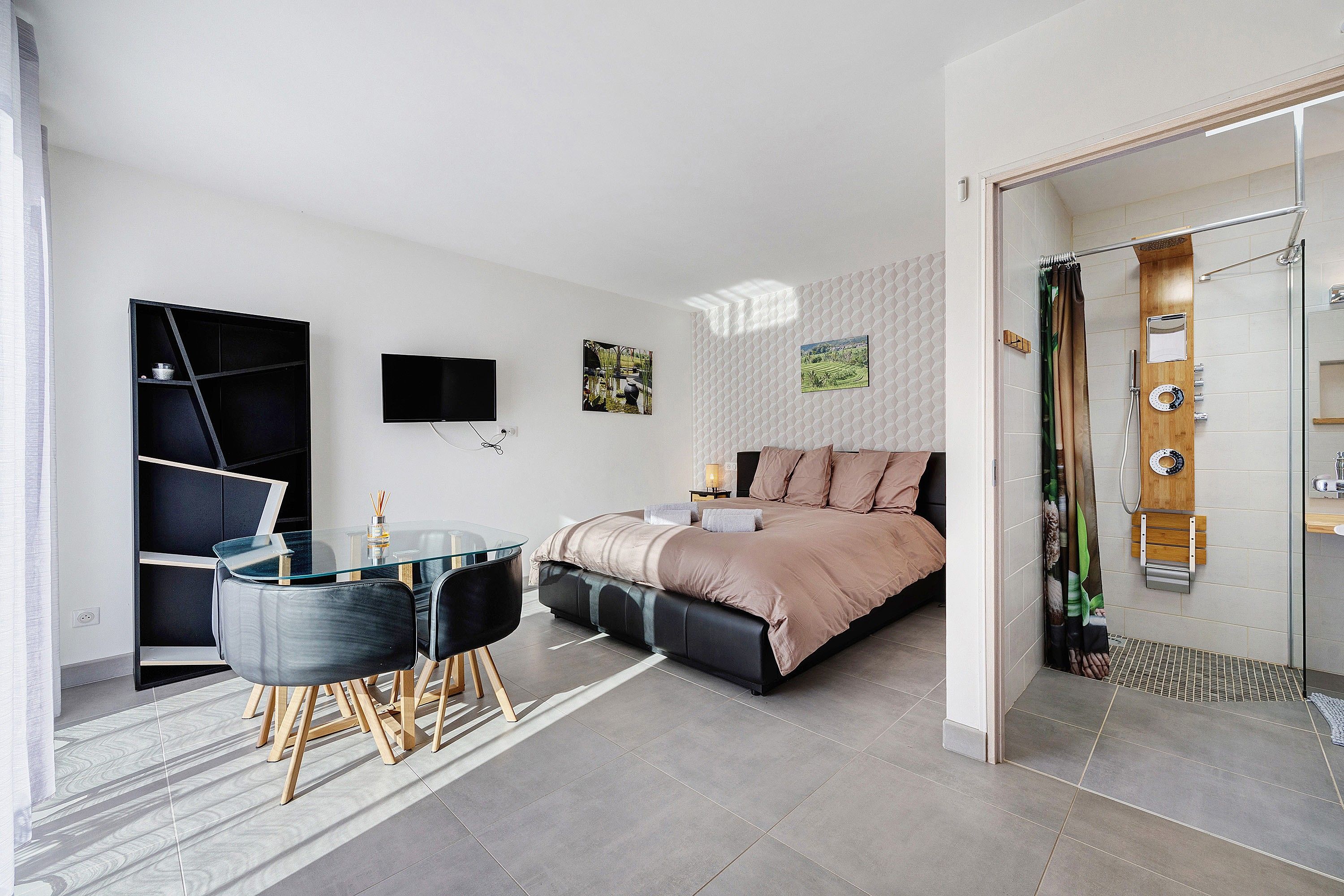 3 chambres, Wi-Fi, draps fournis