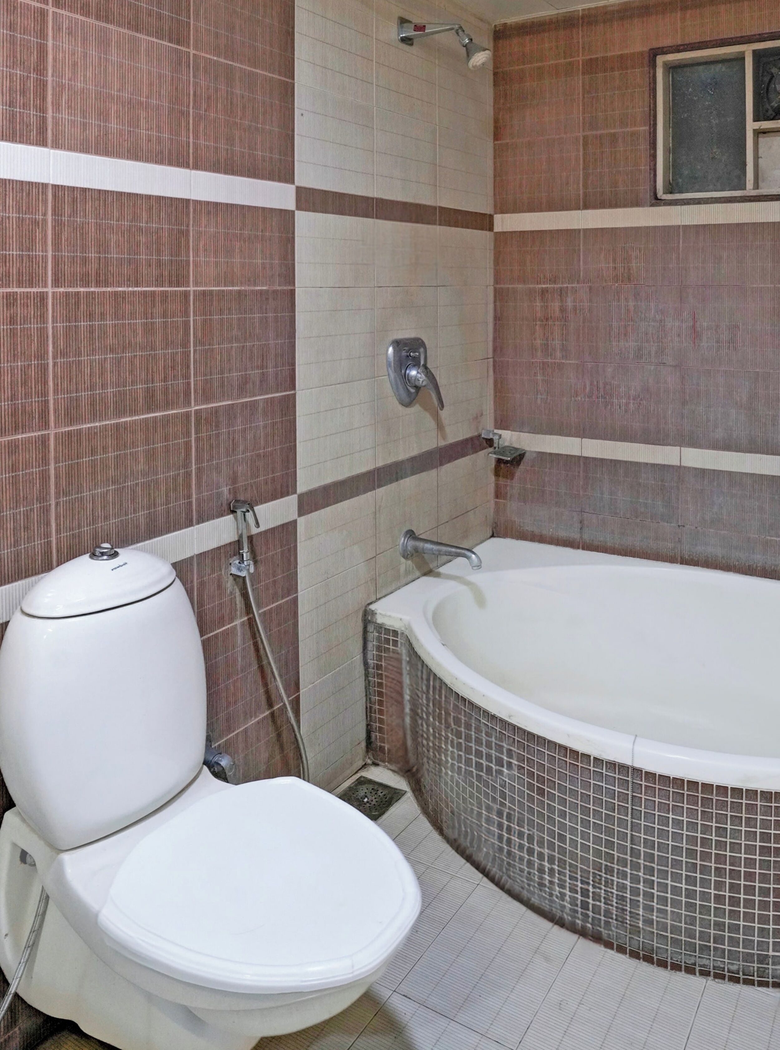 Dusche, Handtücher, Seife, Shampoo