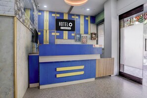 Lobby - MG Road Crossway Formerly Ravi Palace (Rajkot)