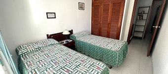 Holiday Home 'Adosado Mar i Pins' with Private Terrace, Garden and Wi-Fi