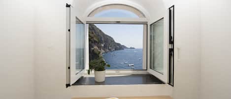 House, Smoking | 2 bedrooms