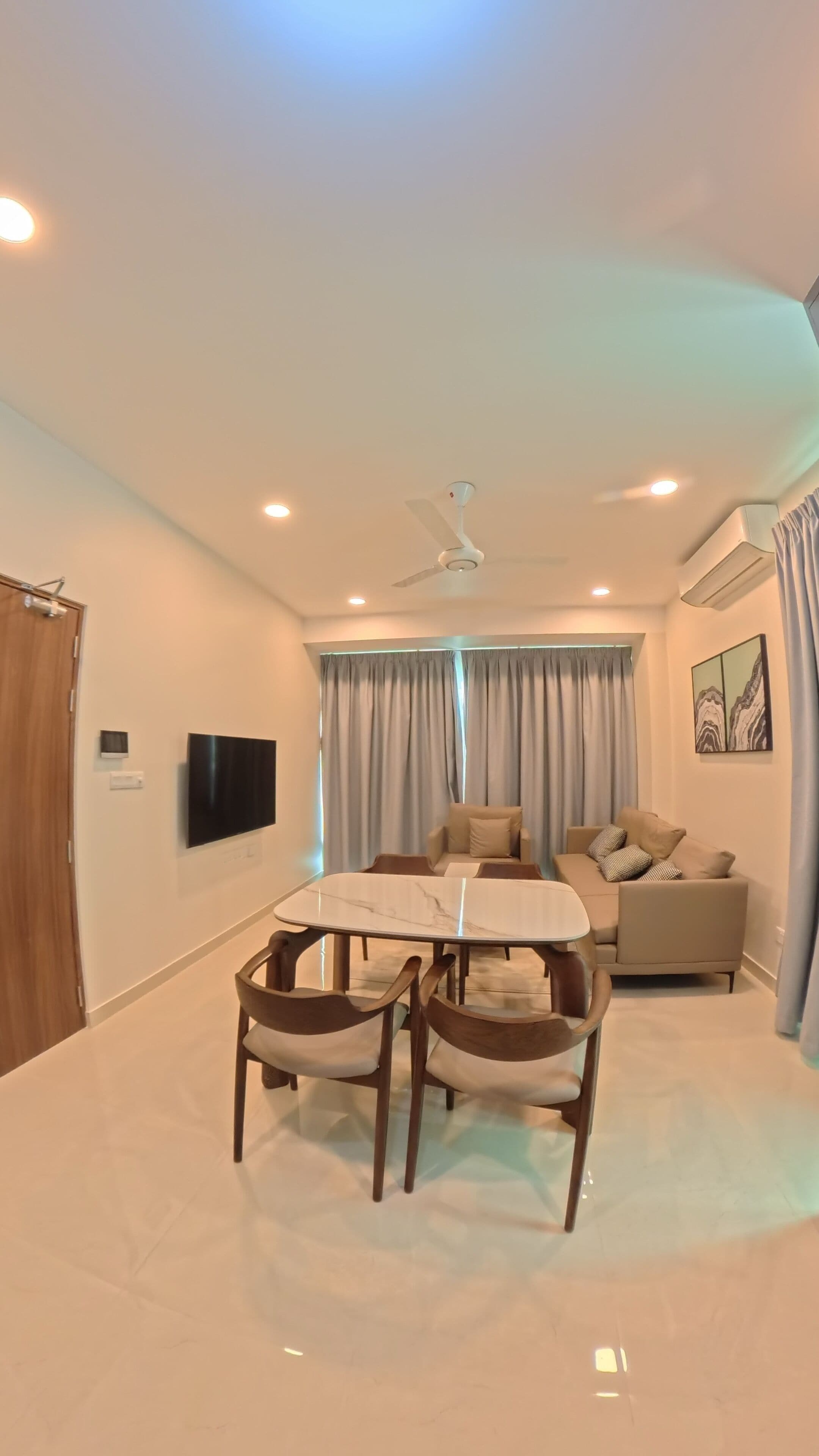 ซิตี้อพาร์ทเมนท์, ระเบียง, วิวทะเล | ภายใน