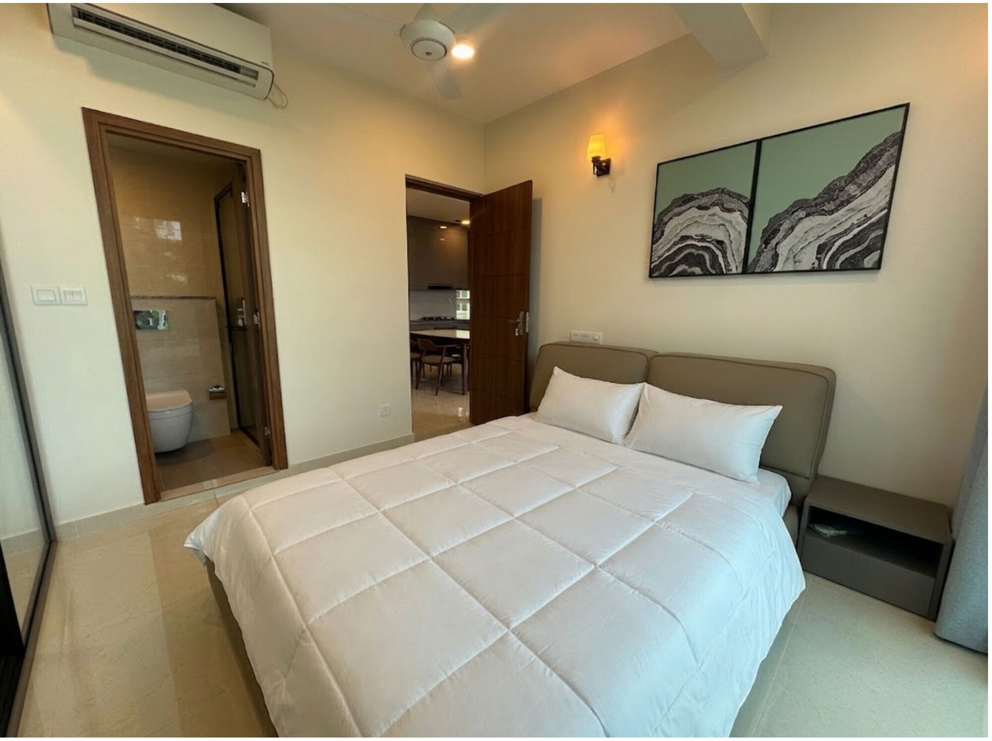 Deluxe Apartment, Ocean View | Soundproofing, iron/ironing board, free WiFi