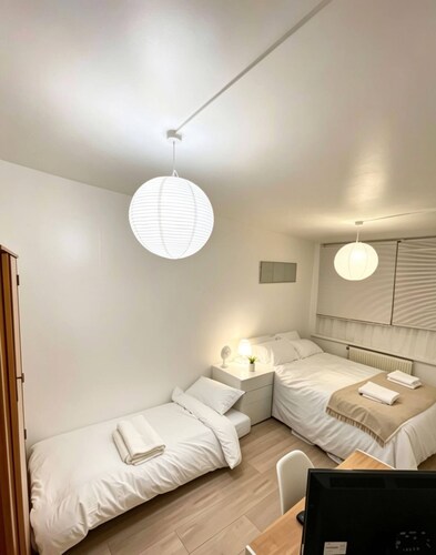 Room-peaceful Abode 2 Rooms With a Priva