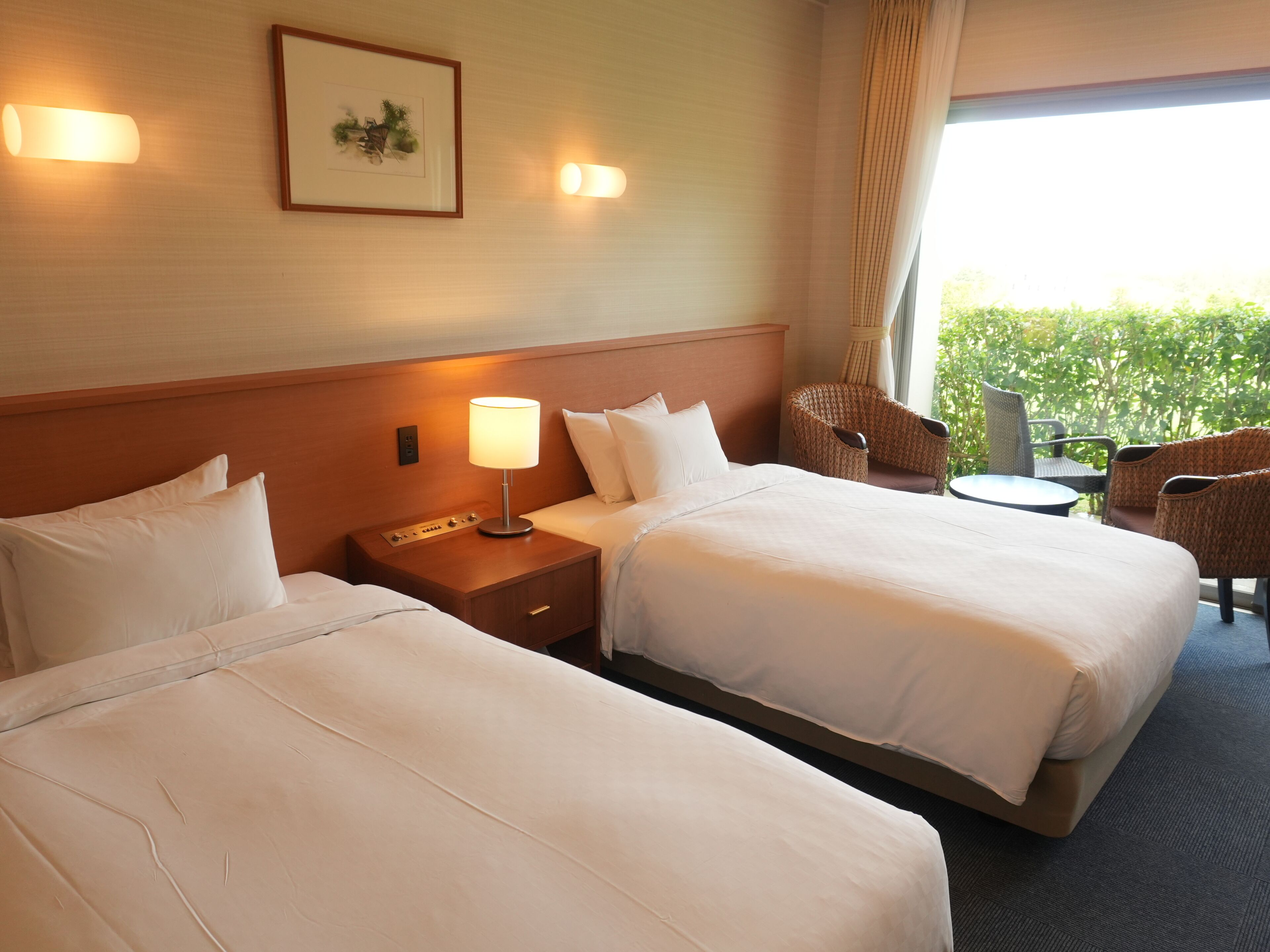 ห้องทวิน, วิวทะเล | ตู้นิรภัยในห้องพัก, โต๊ะทำงาน, ผ้าม่านกันแสง, Wi-Fi ฟรี