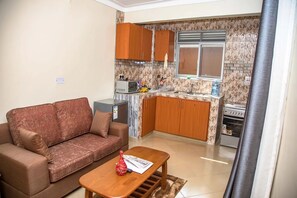 Living area - Izera Suites (Kampala)