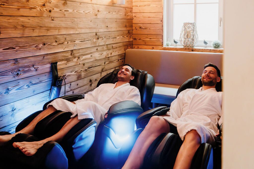 Sauna y tina de hidromasaje 