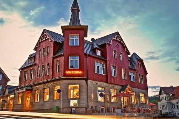 Front of property - evening/night