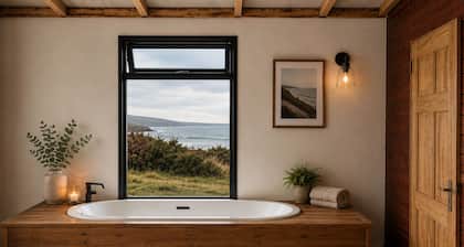 Oceanview Cosy Cabin