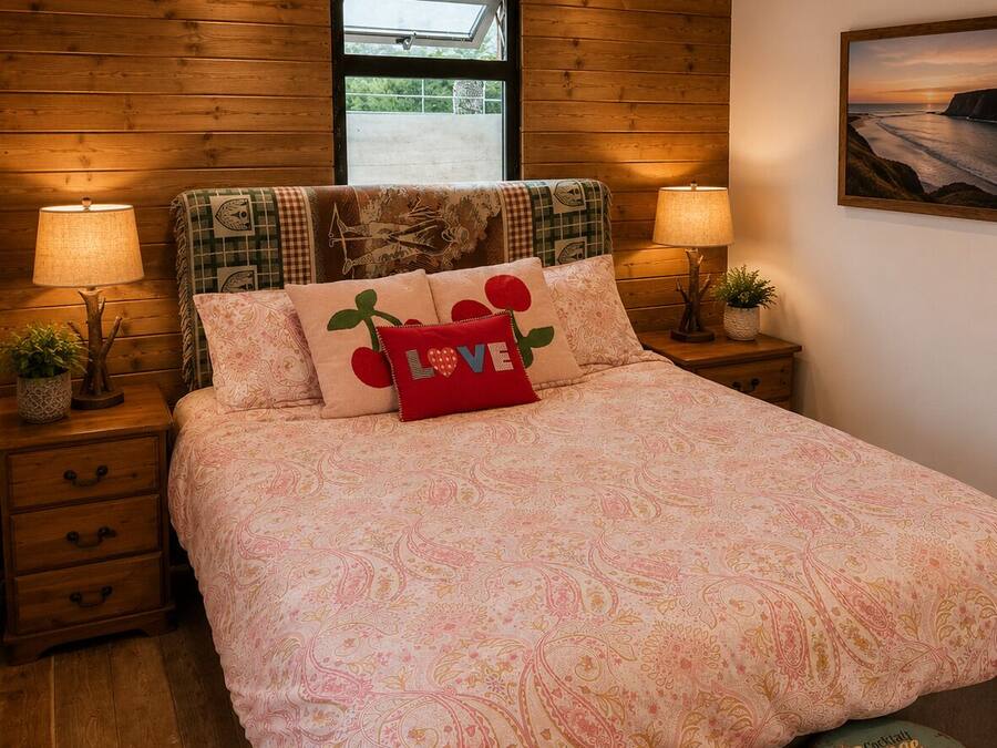 Bungalow, havutsikt | Allergitestet sengetøy, memory foam-senger og blendingsgardiner