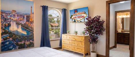 5 bedrooms, desk, iron/ironing board, travel cot