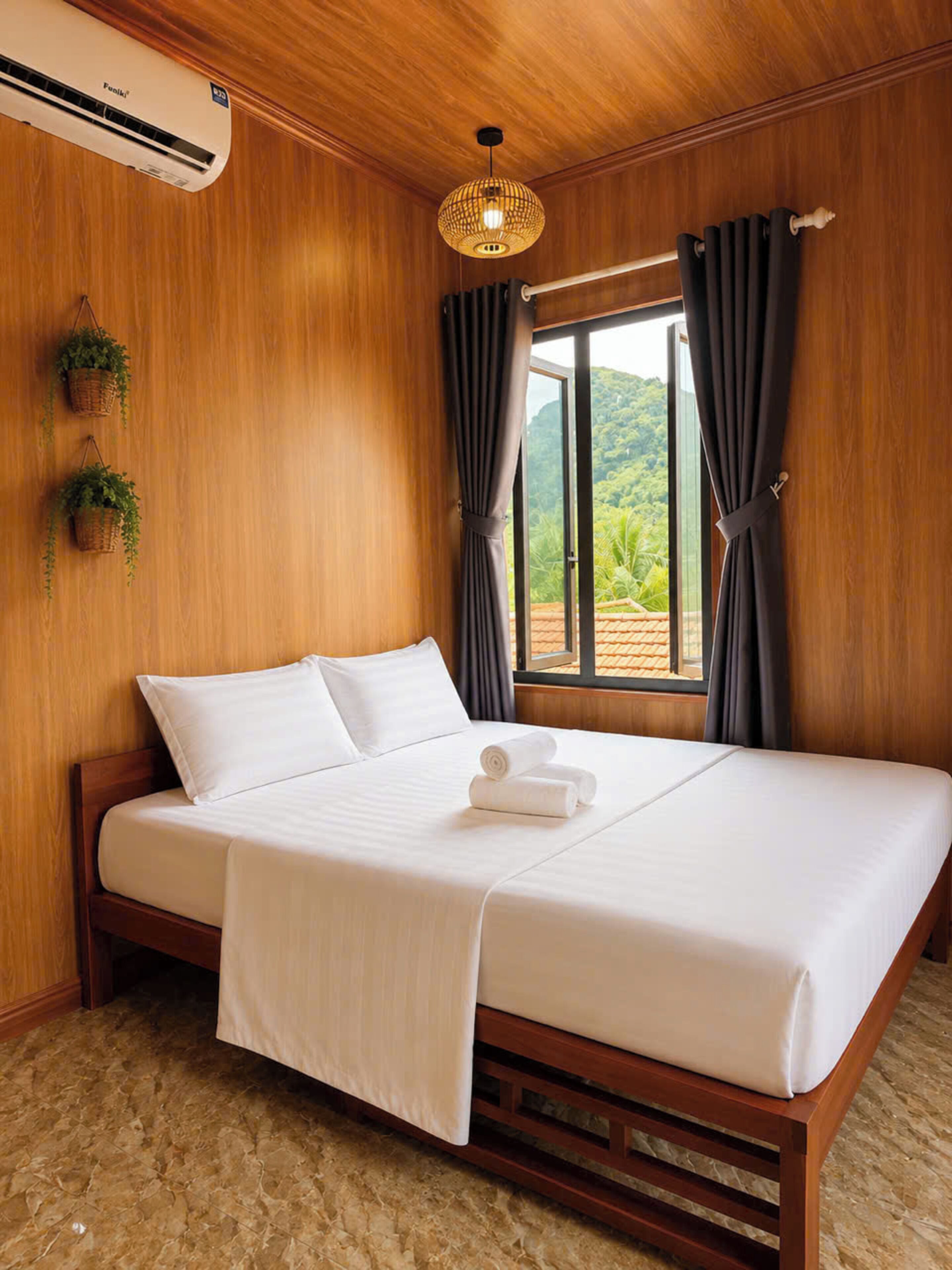 Deluxe Room, Garden View | Iron/ironing board, WiFi (free)